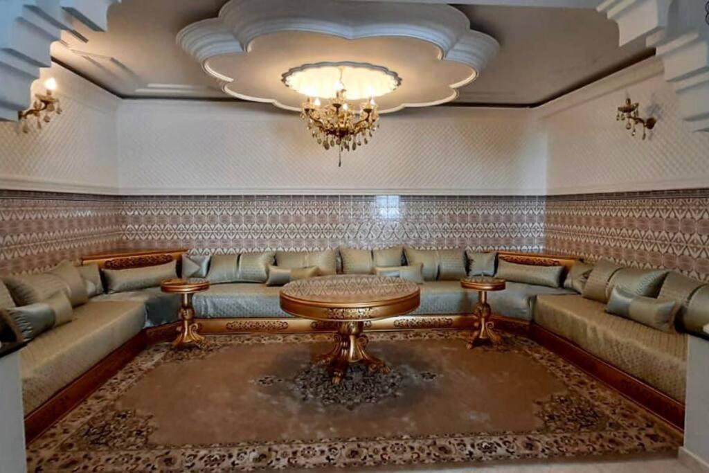 טנג'יר Apartment Oumnia 1 - City Center מראה חיצוני תמונה
